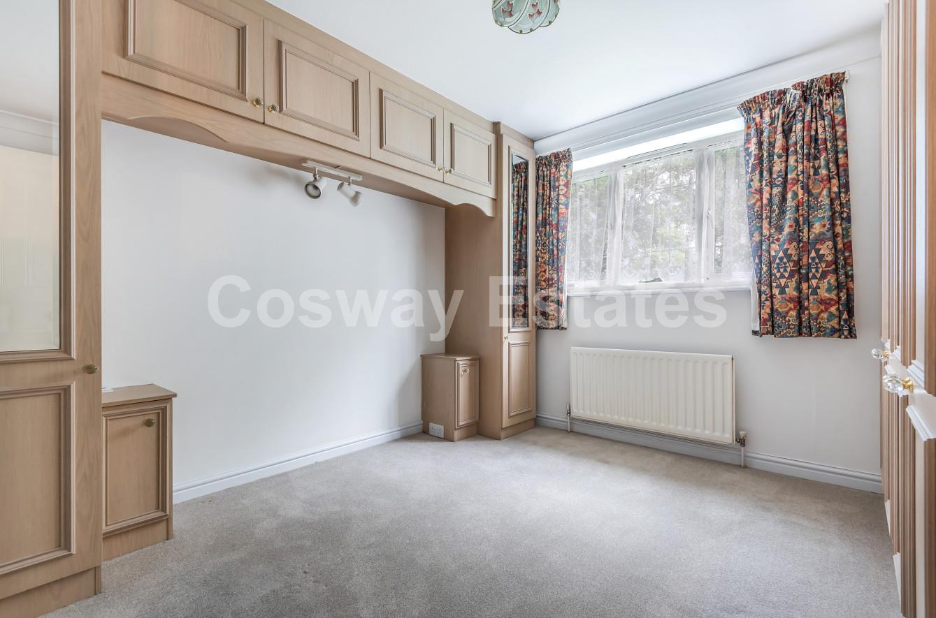 Sandringham Court, Priory Field Drive, Edgware